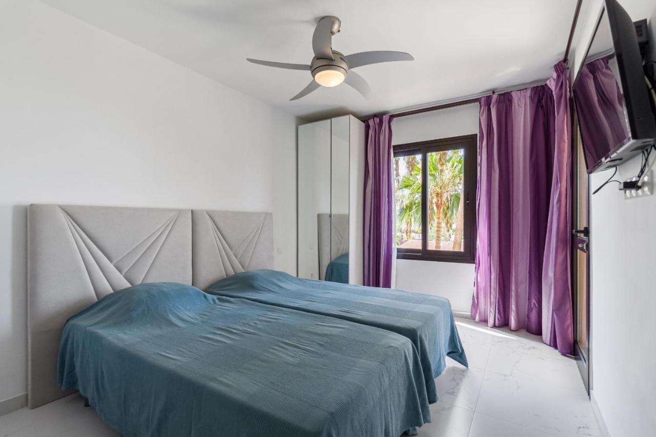 Amazing 3 Bedroom Apartment On The First Line Of The Best Las Americas Beach, Air Conditioner And Terrace Ocean View Playa de las Américas Exterior foto
